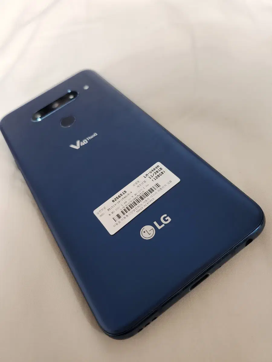 LG V40 ThinQ 128기가